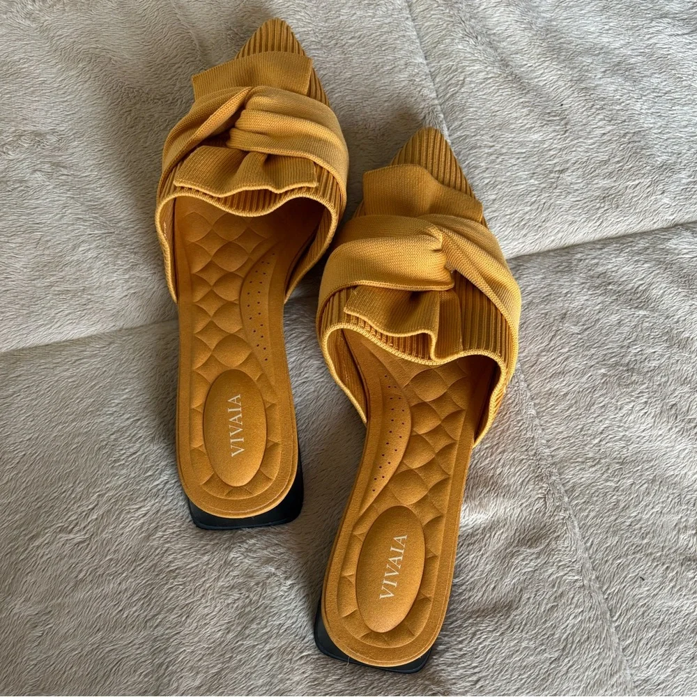 NWOT VIVAIA Mustard Yellow Knotted Mules - Picture 1 of 6